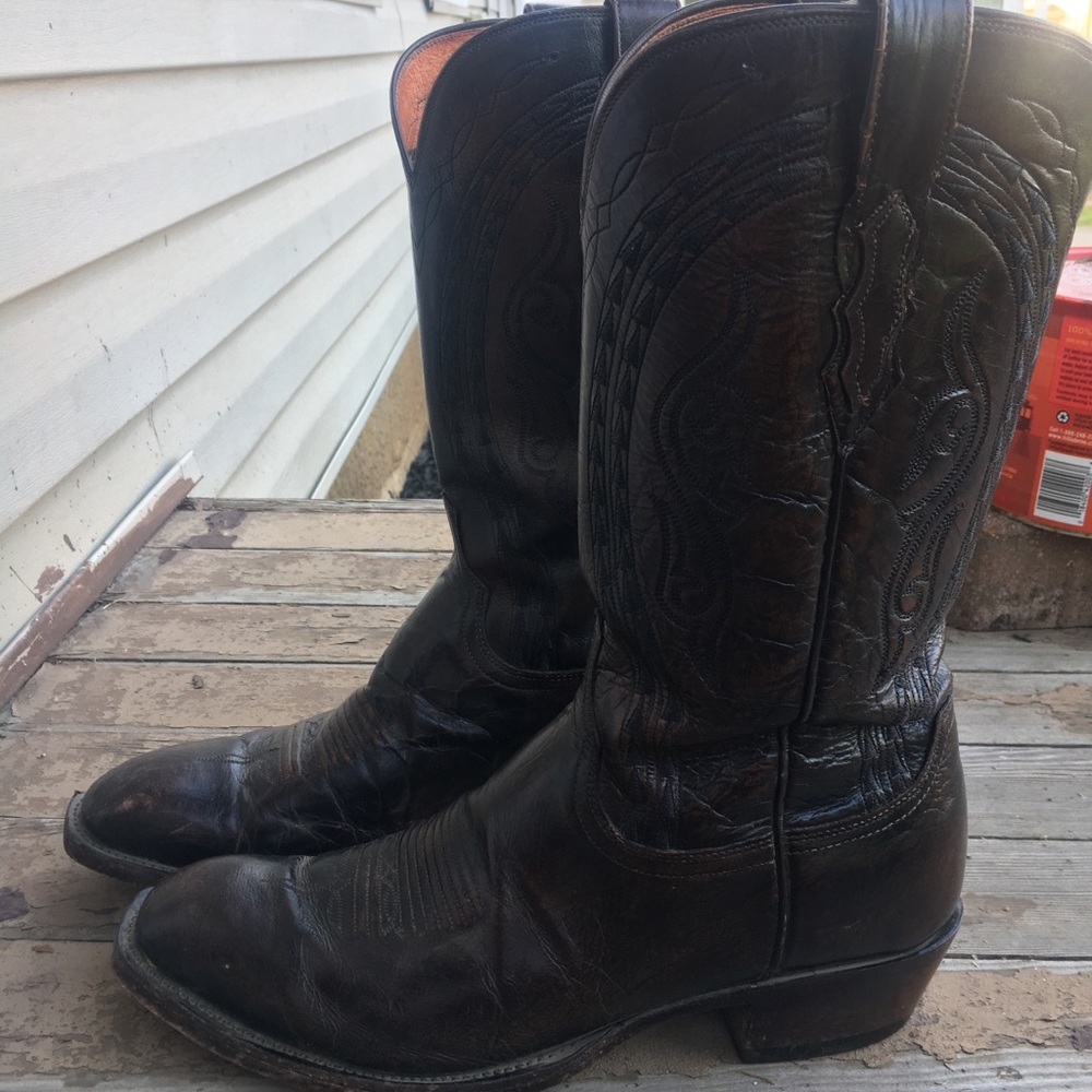 Men’s size 10 D width LUCCHESE boots